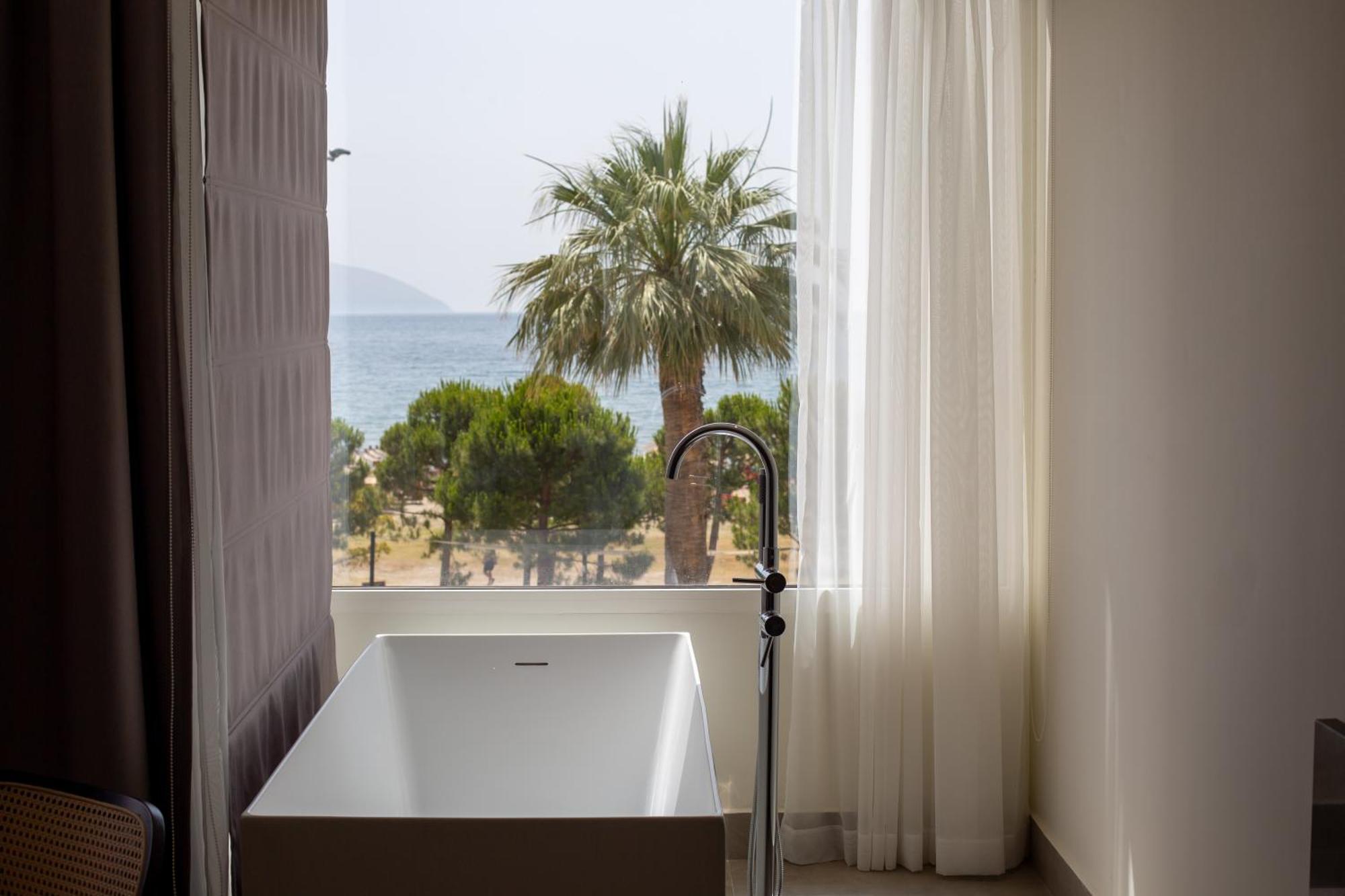 Hotel Abi's & Vlore